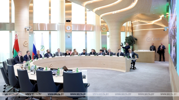 Кибербезопасность, ИИ, образование. Турчину презентовали IT-потенциал крупной российской компании