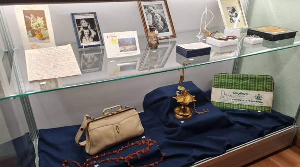 Уникальные предметы из семейного архива Владимира Мулявина представили на выставке в Белгосфилармонии