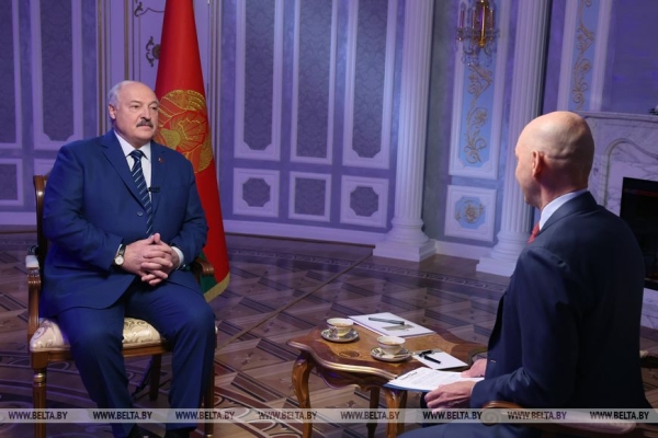 Лукашенко о торговой войне Трампа: надо понаблюдать, что будет завтра, Дональд может и отступить