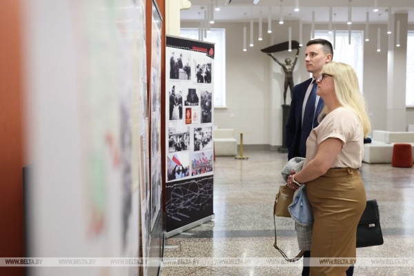 "Иди и смотри, чувствуй, переживай". Шикунец о фильмах "Лагеря смерти" и "Сожженные деревни"