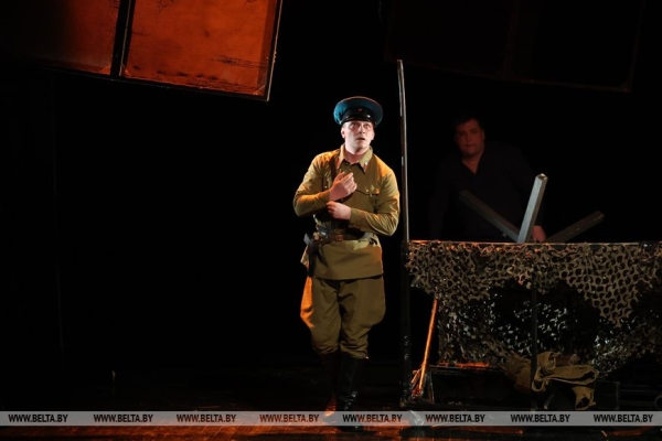 Пензенский театр юного зрителя представил в Могилеве спектакль "Кижеватов (страницы истории)"