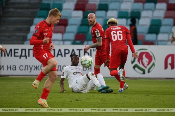 "Динамо" разгромило футболистов "Минска" в столичном дерби чемпионата Беларуси 