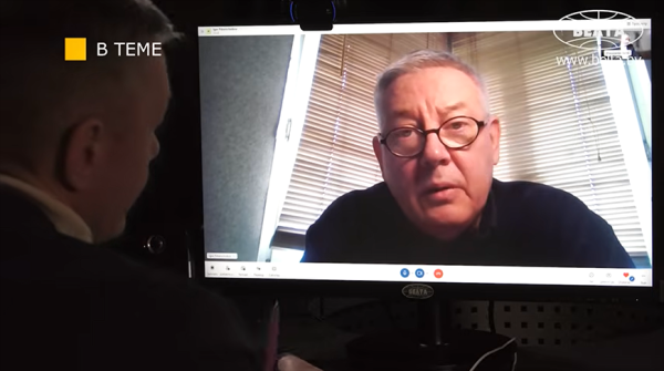 Политолог: американцы ради бургера и стриженой лужайки перед своим домом не готовы ничем жертвовать Политолог: американцы ради бургера и стриженой лужайки перед своим домом не готовы ничем жертвовать