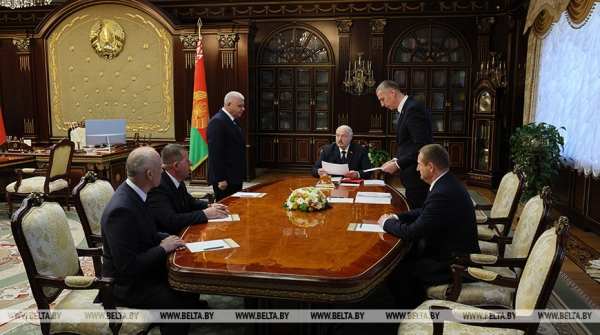Лукашенко рассмотрел кадровые вопросы