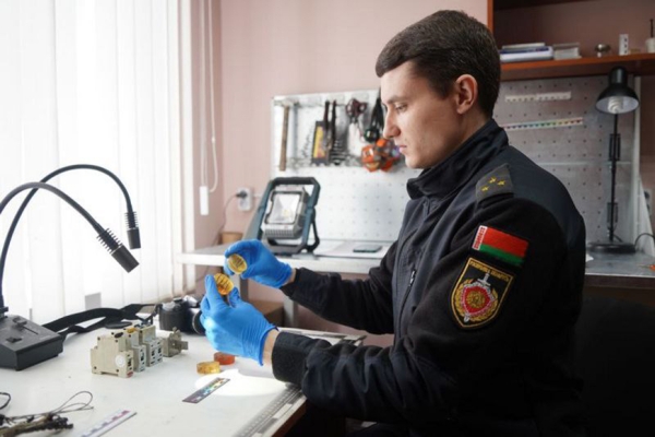 По отпечаткам найдут за 10 минут. Как работают судебные эксперты, рассказал председатель ГКСЭ