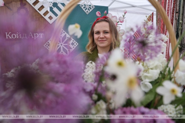 Народные ремесла и авторские сувениры. Что представили мастера на фестивале "Вясновы букет"