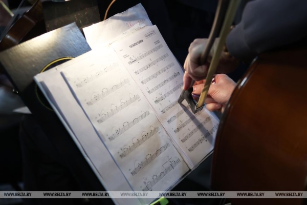 Кто борется за хрустальную гитару? Посмотрели, как молодые исполнители готовятся к конкурсу в Молодечно