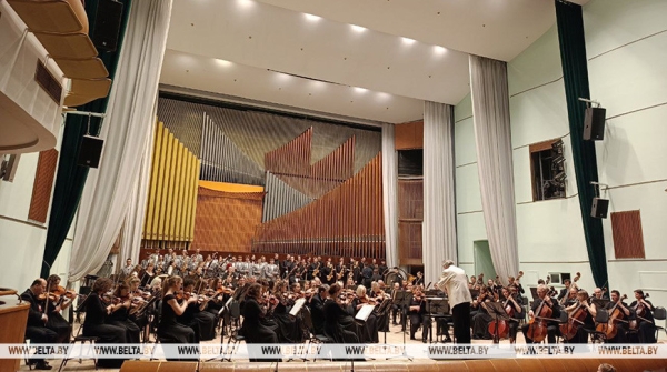 "У каждого свой творческий почерк". Праздничный парад оркестров представили на сцене Белгосфилармонии