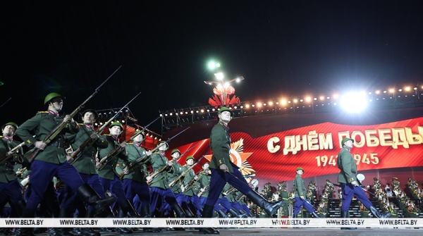 Генеральная репетиция военного парада к 80-летию Победы прошла у стелы "Минск - город-герой"