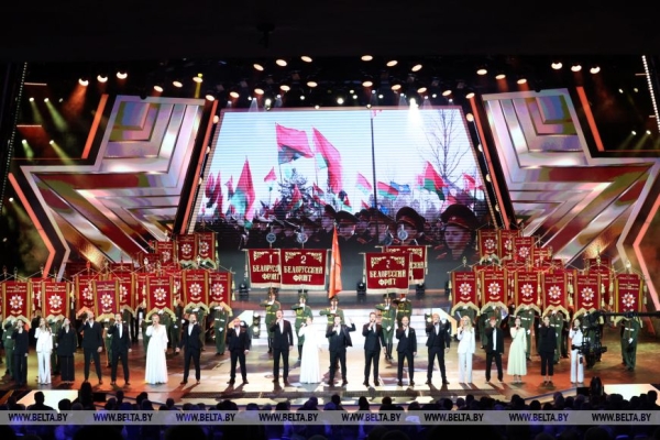 О "не формальной" памяти, войне за умы и сердца и молниеносном ответе агрессору. Откровенная речь Лукашенко в канун 80-летия Победы 