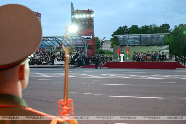 День Победы в двух столицах, откровенные заявления, марафон встреч и музей народных достижений. Итоги недели Президента День Победы в двух столицах, откровенные заявления, марафон встреч и музей народных достижений. Итоги недели Президента