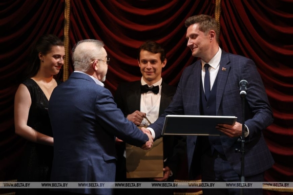 "Что от души идет, то в душу и попадет". Член жюри о важности фестиваля "Перамога"