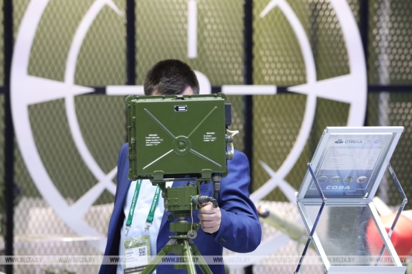 
Каранкевич: белорусский ВПК эффективно адаптировался к новым экономическим реалиям
