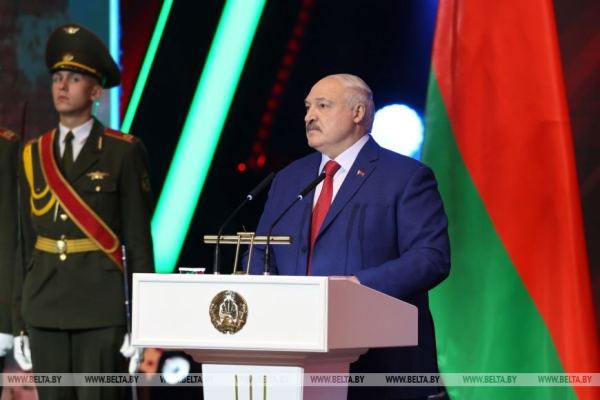 О "не формальной" памяти, войне за умы и сердца и молниеносном ответе агрессору. Откровенная речь Лукашенко в канун 80-летия Победы 