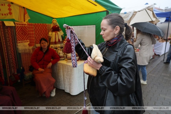 Народные ремесла и авторские сувениры. Что представили мастера на фестивале "Вясновы букет"