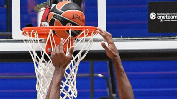 "Локомотив-Кубань" сравнял счет в полуфинале Единой лиги ВТБ "Локомотив-Кубань" сравнял счет в полуфинале Единой лиги ВТБ