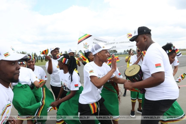 Президент Зимбабве Эммерсон Мнангагва прибыл с визитом в Беларусь