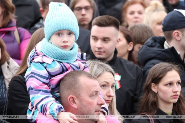 День Победы в двух столицах, откровенные заявления, марафон встреч и музей народных достижений. Итоги недели Президента День Победы в двух столицах, откровенные заявления, марафон встреч и музей народных достижений. Итоги недели Президента