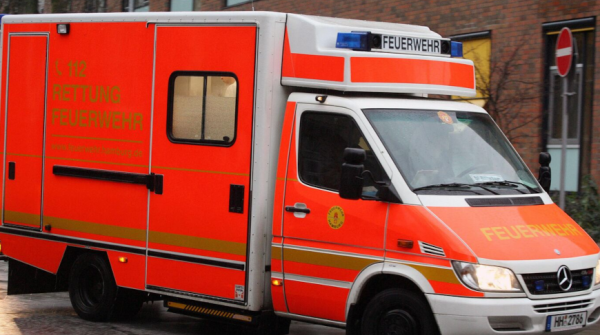 В Германии легкомоторный самолет упал на дом: погибли два человека