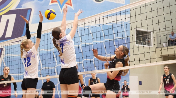 Команды из Минска и Гродно победили в финалах волейбольной лиги "Мяч над сеткой" Команды из Минска и Гродно победили в финалах волейбольной лиги "Мяч над сеткой"