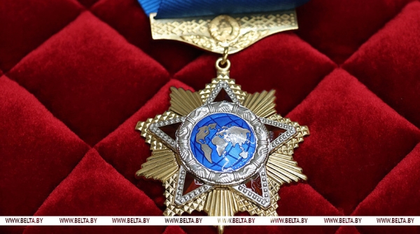 Новый азиатский тигр и житница Африки. Какие перспективы для Беларуси Лукашенко видит во Вьетнаме и Зимбабве