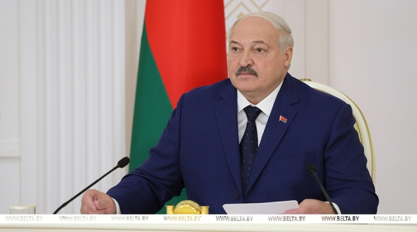 "Золото буквально под ногами". Лукашенко актуализировал задачи по обращению с отходами