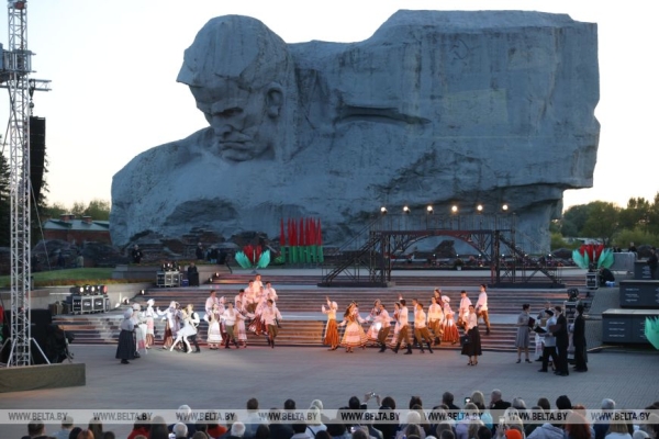 "Патетический дневник памяти" представил Большой театр в Брестской крепости