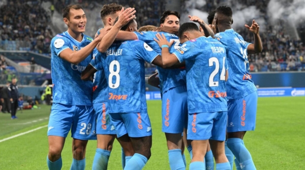 "Зенит" сохранил шансы на золото за тур до финиша чемпионата России