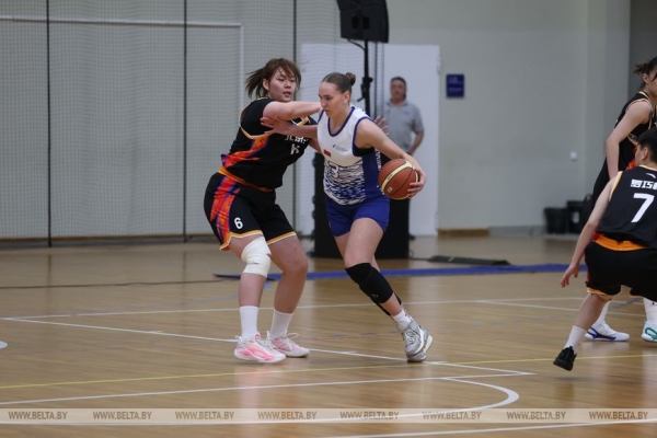 Товарищеский матч по баскетболу прошел между БГУ и ПКУ Товарищеский матч по баскетболу прошел между БГУ и ПКУ