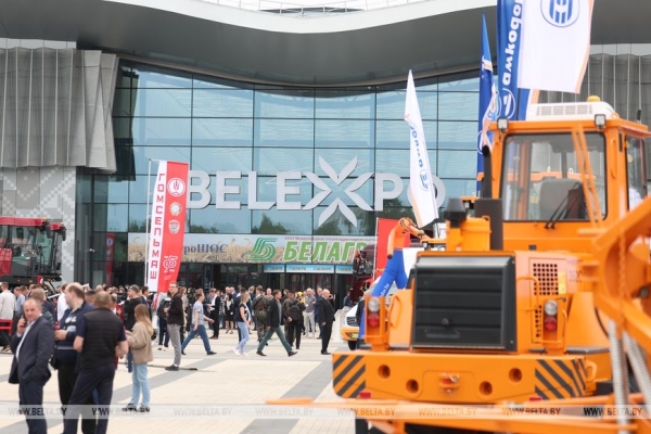 "Наша новинка называется "Мроя". Посевной комплекс на "Белагро-2025" презентовал "АМКОДОР"