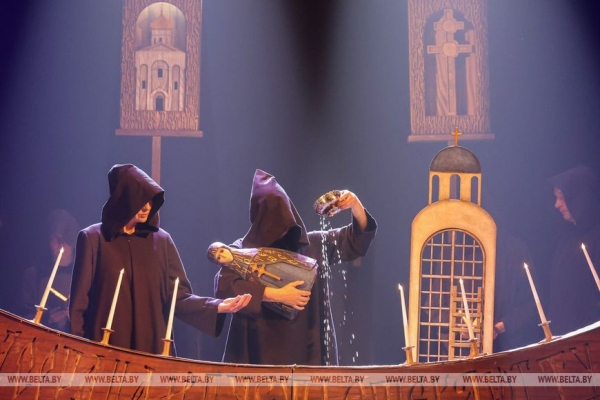 Брестский театр кукол представил в Полоцке спектакль о преподобной Евфросинии