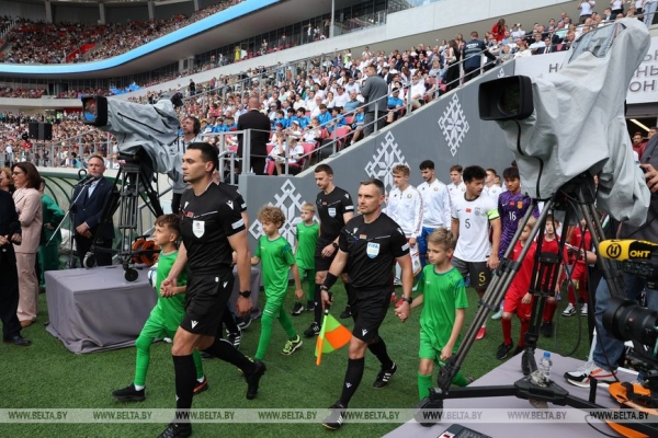 Дружеский обед с Си Цзиньпином, китайский стадион в Минске и патриарший визит. Итоги недели Президента Дружеский обед с Си Цзиньпином, китайский стадион в Минске и патриарший визит. Итоги недели Президента