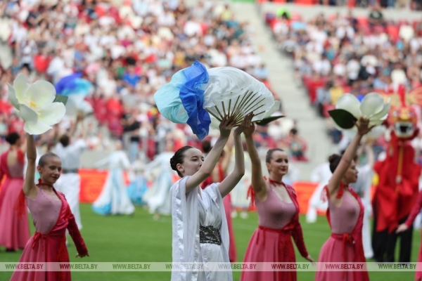 Лукашенко открыл Национальный футбольный стадион. Чем запомнилось открытие новой спортивной арены Лукашенко открыл Национальный футбольный стадион. Чем запомнилось открытие новой спортивной арены