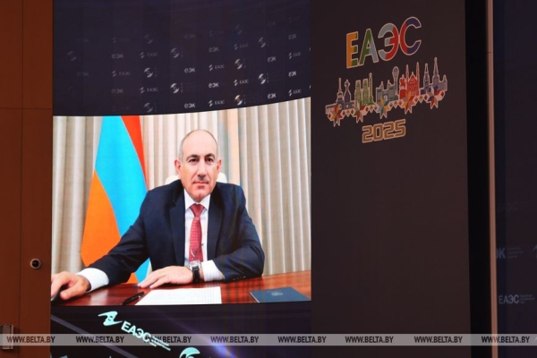 Постфактум о саммите ЕАЭС: где, по мнению Лукашенко, странам "пятерки" нужно ускориться