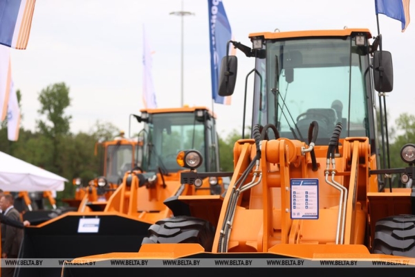 "Наша новинка называется "Мроя". Посевной комплекс на "Белагро-2025" презентовал "АМКОДОР"