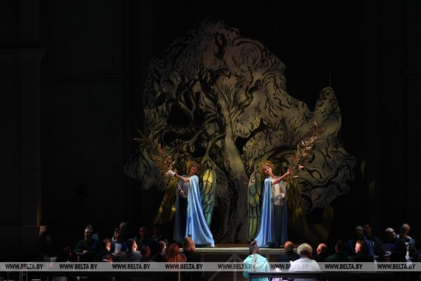 Премьера оперы "Орлеанская дева" состоялась в Большом театре Беларуси Премьера оперы "Орлеанская дева" состоялась в Большом театре Беларуси