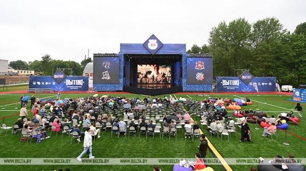 С любовью к малой родине, вкусно и творчески. Как прошел первый день "Вытокаў" в Поставах 