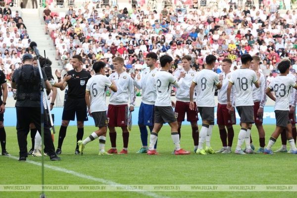 Лукашенко открыл Национальный футбольный стадион. Чем запомнилось открытие новой спортивной арены Лукашенко открыл Национальный футбольный стадион. Чем запомнилось открытие новой спортивной арены