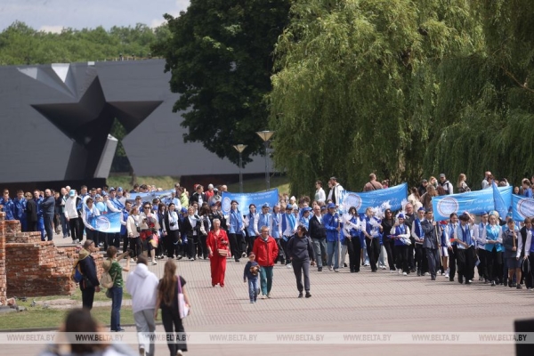 С уважением к прошлому и гордостью за настоящее. Брест принимает фестиваль детского миротворчества