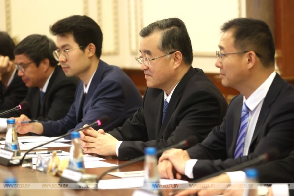 Курс на всестороннее взаимодействие. О чем договорились парламентарии Беларуси и Китая