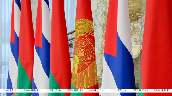 
Лукашенко: теплый и союзнический характер диалога Беларусь и Куба сохранят на долгие годы
