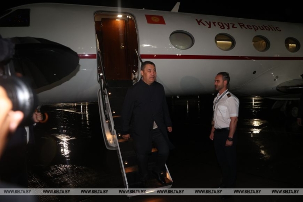 Президент Кыргызстана прибыл с рабочим визитом в Беларусь