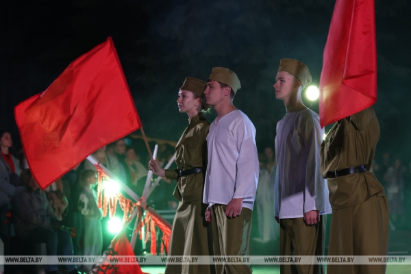 "Победа зарождалась вначале". О чем хотели сказать в своей постановке учащиеся колледжа ГрГУ им.Я.Купалы