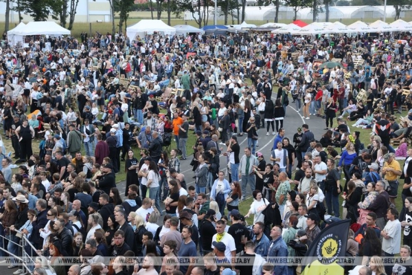 Рок-фестиваль "Солнцестояние" проходит в Пружанах