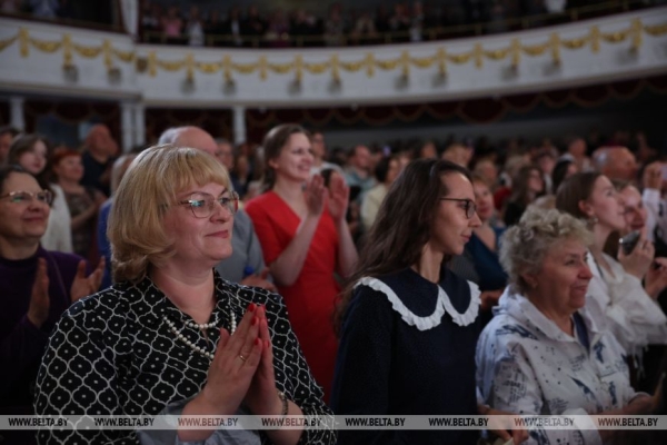 Премьера оперы "Орлеанская дева" состоялась в Большом театре Беларуси Премьера оперы "Орлеанская дева" состоялась в Большом театре Беларуси
