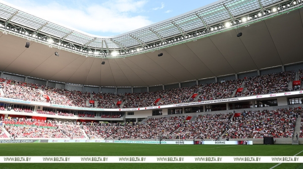 
Шальная мысль Лукашенко и сюрприз от Си Цзиньпина. Как в Минске появился Национальный футбольный стадион
