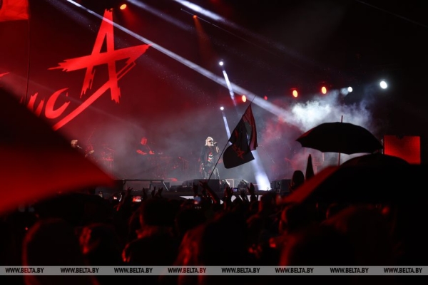 Рок-фестиваль "Солнцестояние" проходит в Пружанах