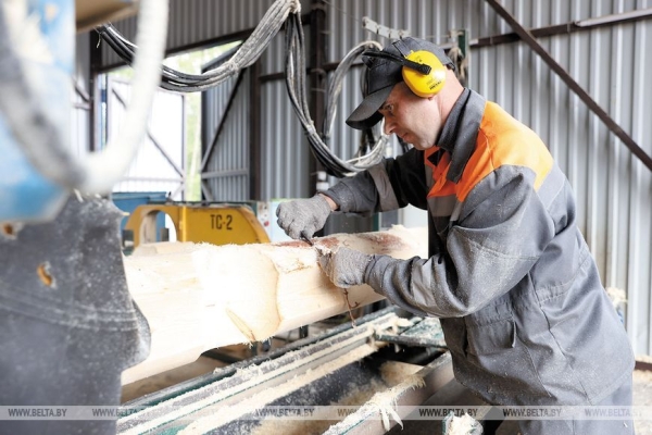 Проект районного масштаба: В Старых Дорогах строят новый завод для БЕЛАЗа