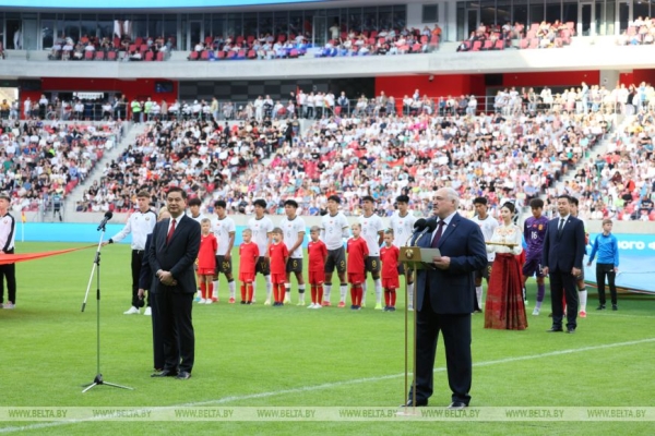 Лукашенко открыл Национальный футбольный стадион. Чем запомнилось открытие новой спортивной арены Лукашенко открыл Национальный футбольный стадион. Чем запомнилось открытие новой спортивной арены