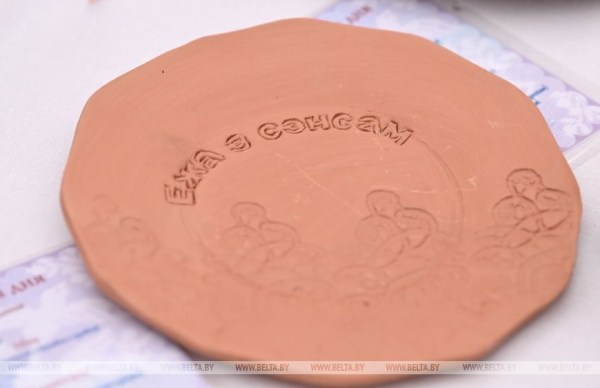 С любовью к малой родине, вкусно и творчески. Как прошел первый день "Вытокаў" в Поставах 